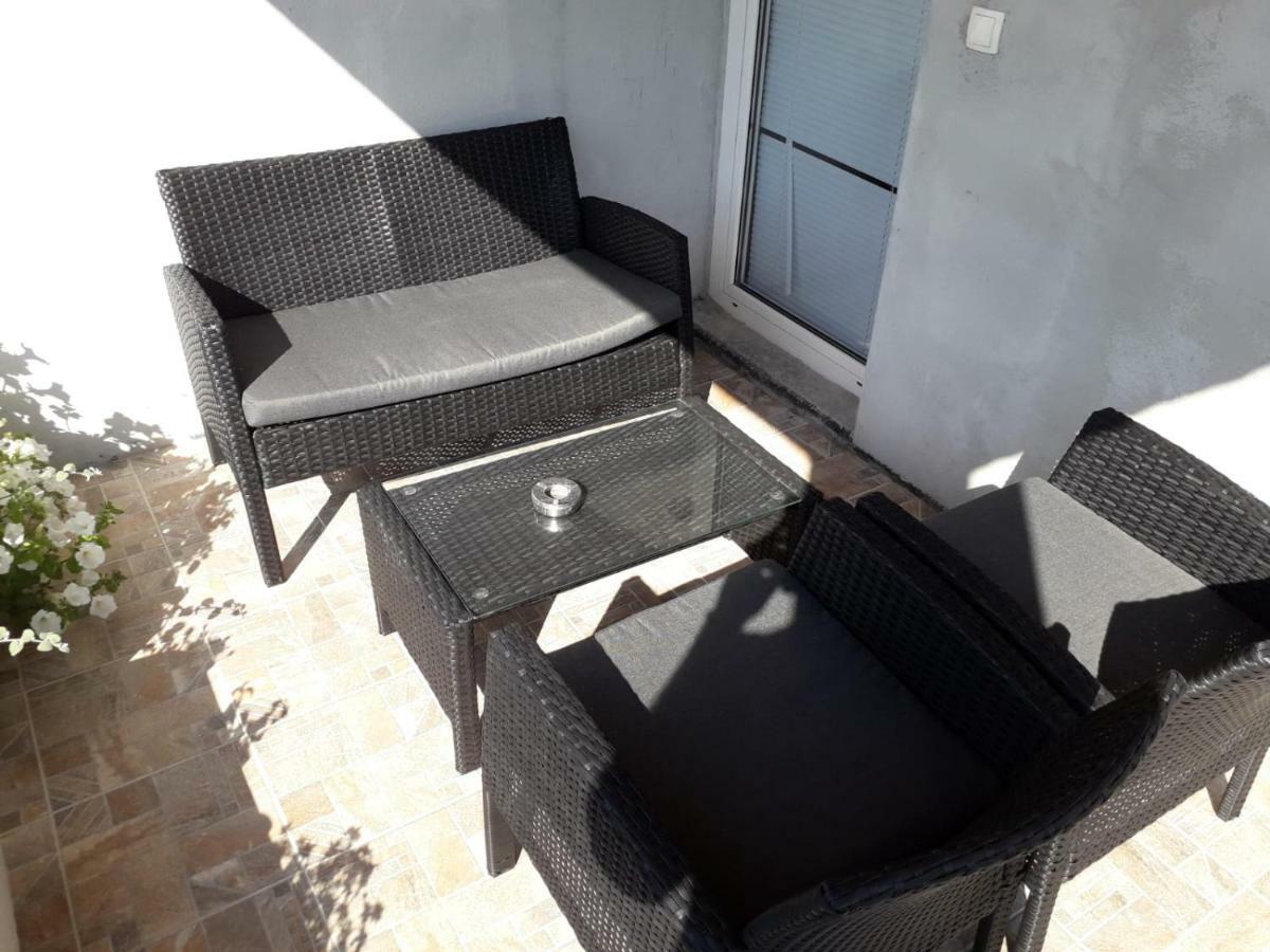 Apartman Ana 斯里马 外观 照片